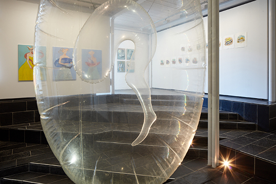 Ausstellungsansicht, Mittelgeschoss im Trudelhaus Baden