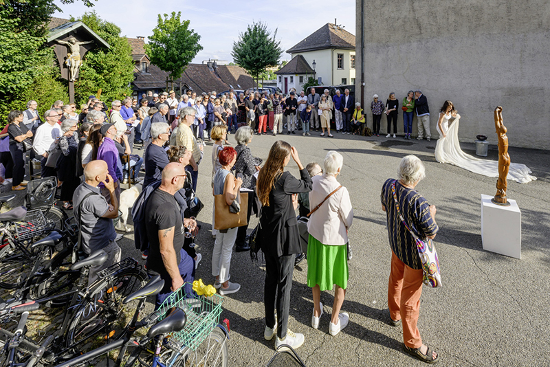 Performance von Claudia Bucher