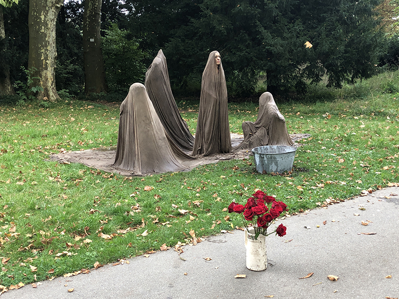 Performance von Claudia Bucher