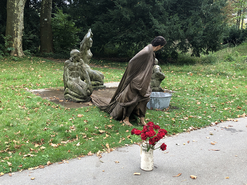 Performance von Claudia Bucher